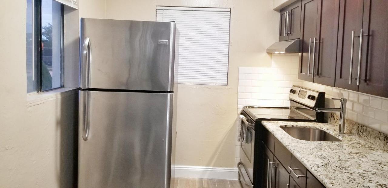 Very Glam Apartment 5 Miles From Hard Rock Hollywood Exterior photo